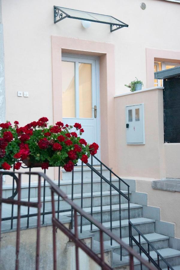 Apartments Allegra Sinj Eksteriør bilde